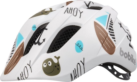 Witte kinderhelm met walvissen, ankers en 'AHOY' tekst print. Zijprofiel met merknaam Bobike.