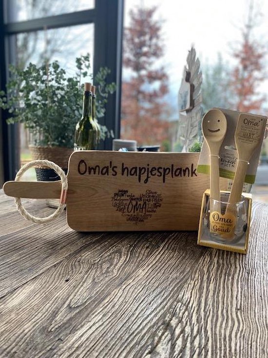 Paquet cadeau grand-mère / plateau de service; Planche à collation de grand-mère / ensemble en bambou chère grand-mère / verre à vin d'eau grand-mère / anniversaire / cadeau / fête des mères