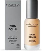 MÁDARA Skin Equal Foundation #40 Sand 30 ml - vegan - SPF 15