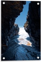 Tuinposter – Rotsen aan de Zee - 40x60cm Foto op Tuinposter  (wanddecoratie voor buiten en binnen)
