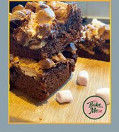 Bake me Brownies "S'Mores" bakmix in een prachtige cadeauverpakking. Perfecte brievenbus cadeau! Makkelijk te maken. Cadeau voor hem en haar. Thuiswerken wordt stuk leuker. Origineel relatieg