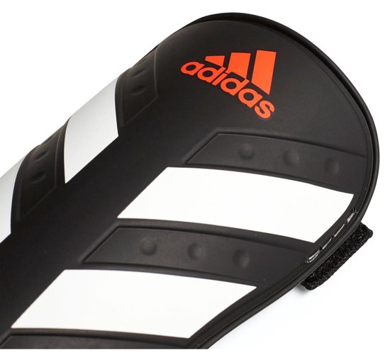 adidas Everclub Scheenbeschermer Unisex - Black/White/Solar Red | bol.com