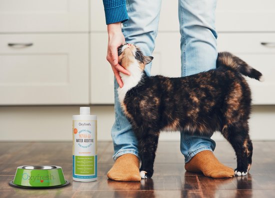 OxyFresh Pet Mondwater Hond en Kat. Helpt tegen tandsteen, plak en vieze ademgeurtjes - OxyFresh Pets