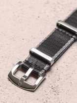Premium Seatbelt NATO strap zwart+grijze rand – Nylon horlogeband – 20mm