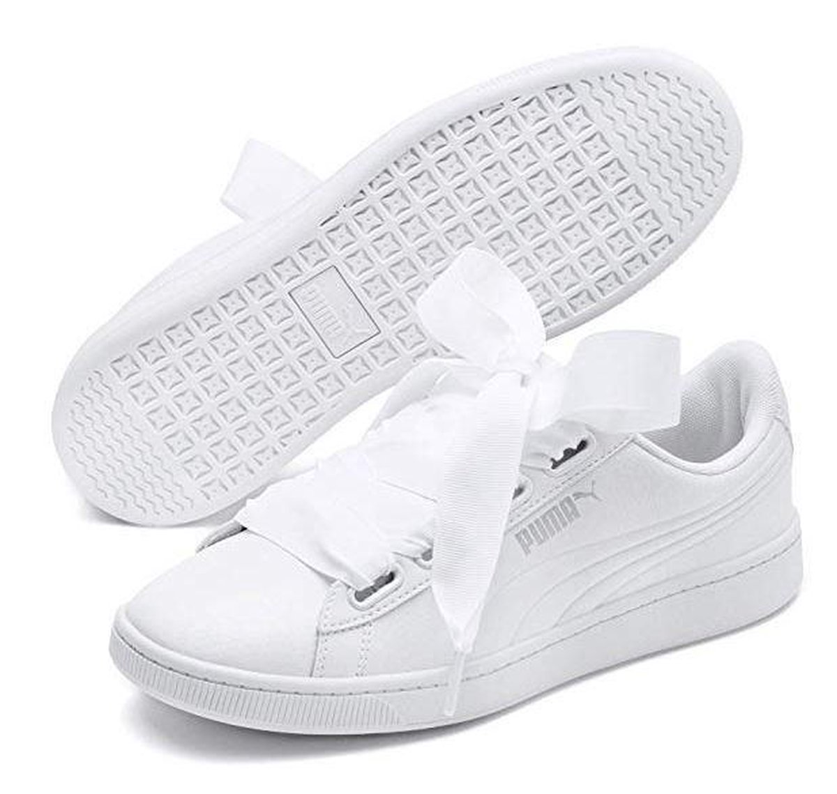 Puma vikky hot sale ribbon trainers