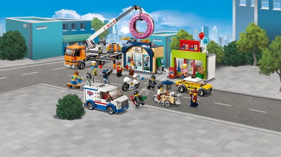 LEGO City L'ouverture du magasin de donuts 60233 – Kit de construction (790  pièces) | bol.com