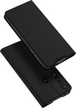Luxe zwart agenda wallet hoesje Motorola One Macro