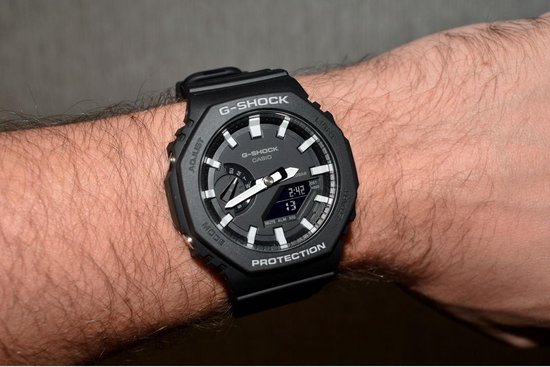 bol.com | G-Shock Carbon Core Horloge - G-Shock heren horloge - Zwart -  diameter 45.4 mm - Carbon