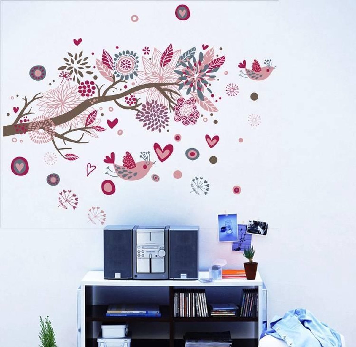 Muursticker4sale Kinderkamer muursticker Tak met vogels en bloemen