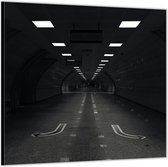 Dibond –Tunnel Zwart - Wit-50x50 Foto op Aluminium (met ophang)
