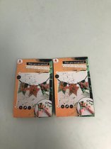 2 mooie oranje knutselslingers.