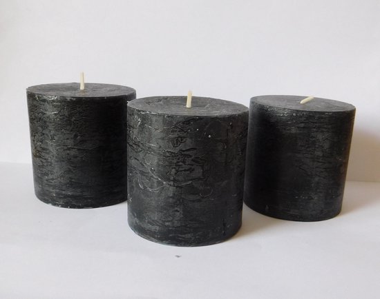 Rustieke kaarsen zwart maat 7 x 7 cm. 3 stuks