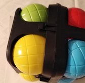 jeu de voules 8 ballen 4 kleuren  in handige draagrek vanaf 3 jaar onder toezicht