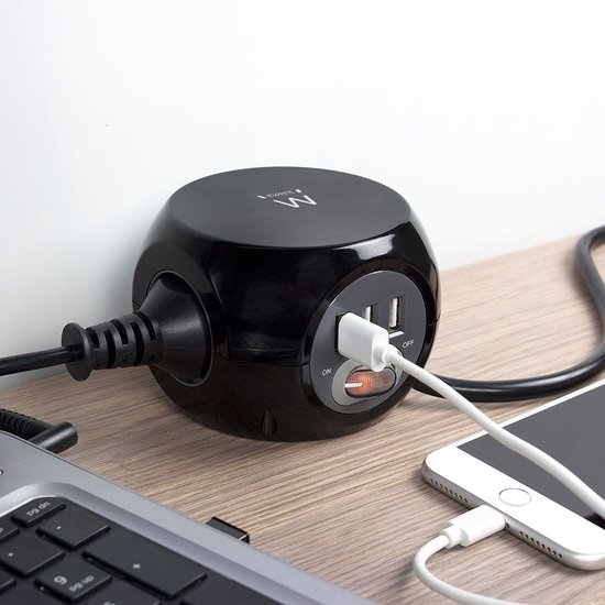 Ewent Powercube met USB – 3 stopcontacten – 3 USB laders - Kabel 1.5m – Stekkerblok kubus zwart EW3938