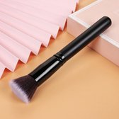 Flat foundation brush | zwart