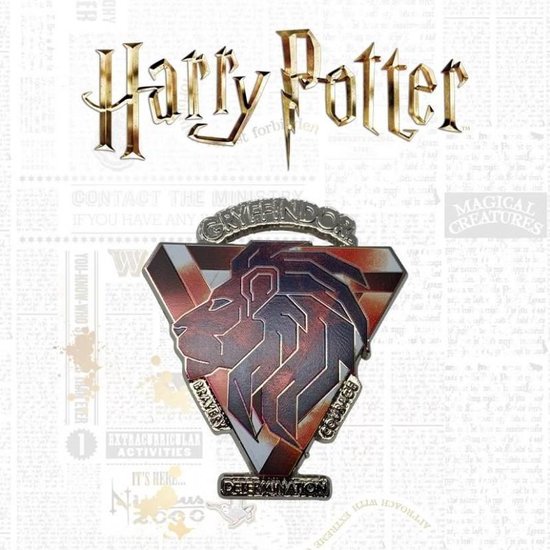 FaNaTtik Harry Potter - Gryffindor Limited Edition Pin - Rood/Zilverkleurig