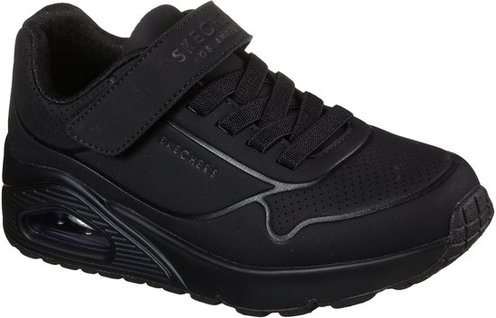 Zwarte Skechers UNO-AIR BLITZ sneaker met klittenband, veters en een zichtbaar luchtkussen in de zool.