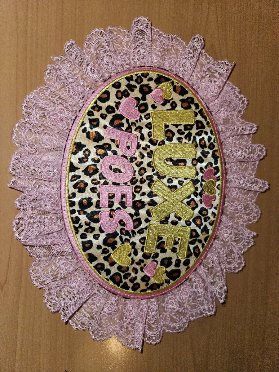 Carnavalsembleem: LUXEPOES rug embleem (zonder kant,band)