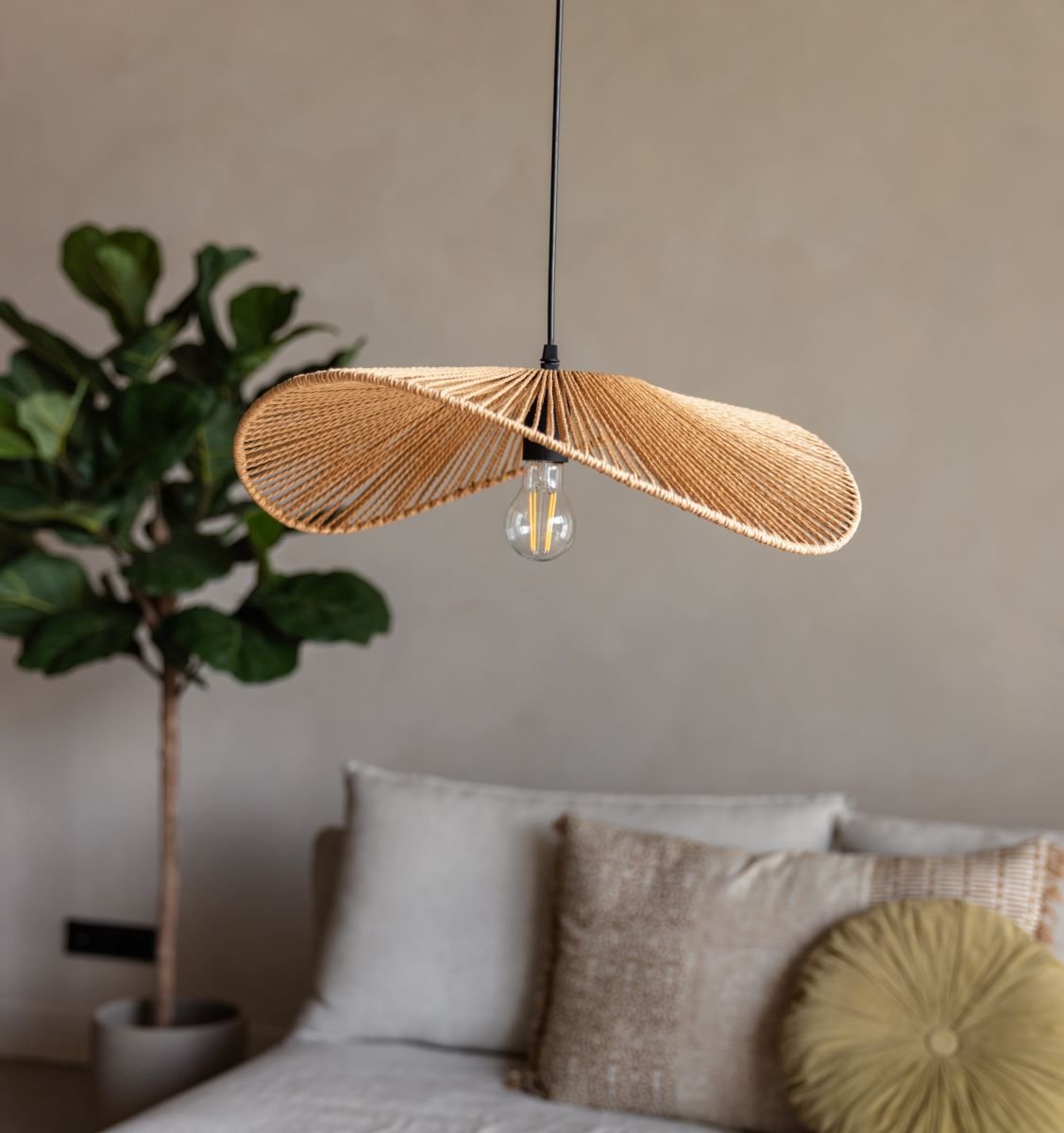 Rotan hoedlamp - 60 cm - Design hanglamp - Naturel - boho en Japandi stijl - handgemaakt