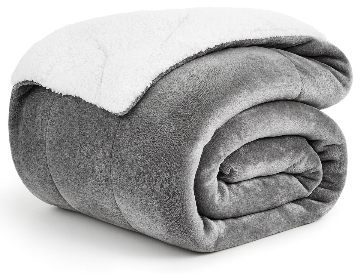 Travelhawk Fleece deken - 150x200 cm - Luxe Dubbellaagse - Voor Bank, Slaapkamer & Woonkamer - Fleece Deken & Fleece Plaid - Grijs
