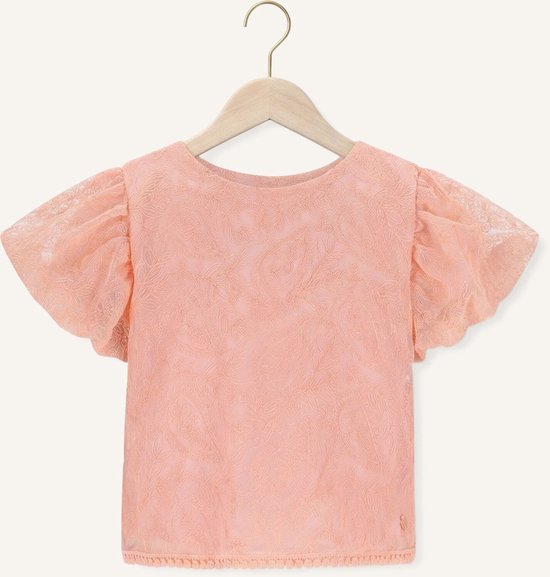 Perzikkleurige kanten blouse met wijde, korte mouwen, ronde hals en decoratieve rand.