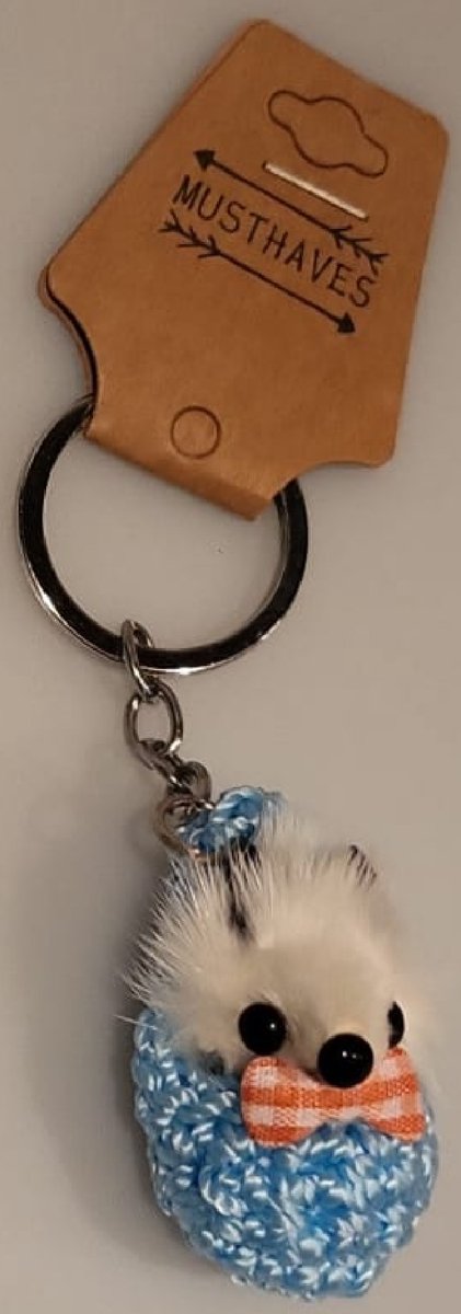 Een schattig en lief vosje (4,5cm) slapend in een pantoffel. Een leuke sleutelhanger met vos in de pantoffel om bijvoorbeeld aan je sleutelbos, tas of rugzak vast te maken. Ontzettend leuk om voor uzelf te kopen of om cadeau te geven aan iemand.