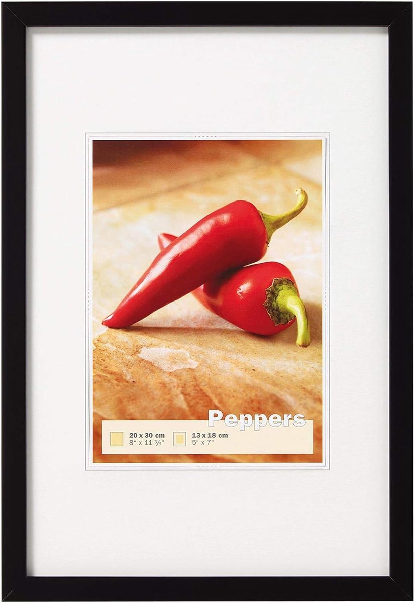 Famanu Zwarte houten fotolijst 24x30 cm Peppers serie Polarwit.