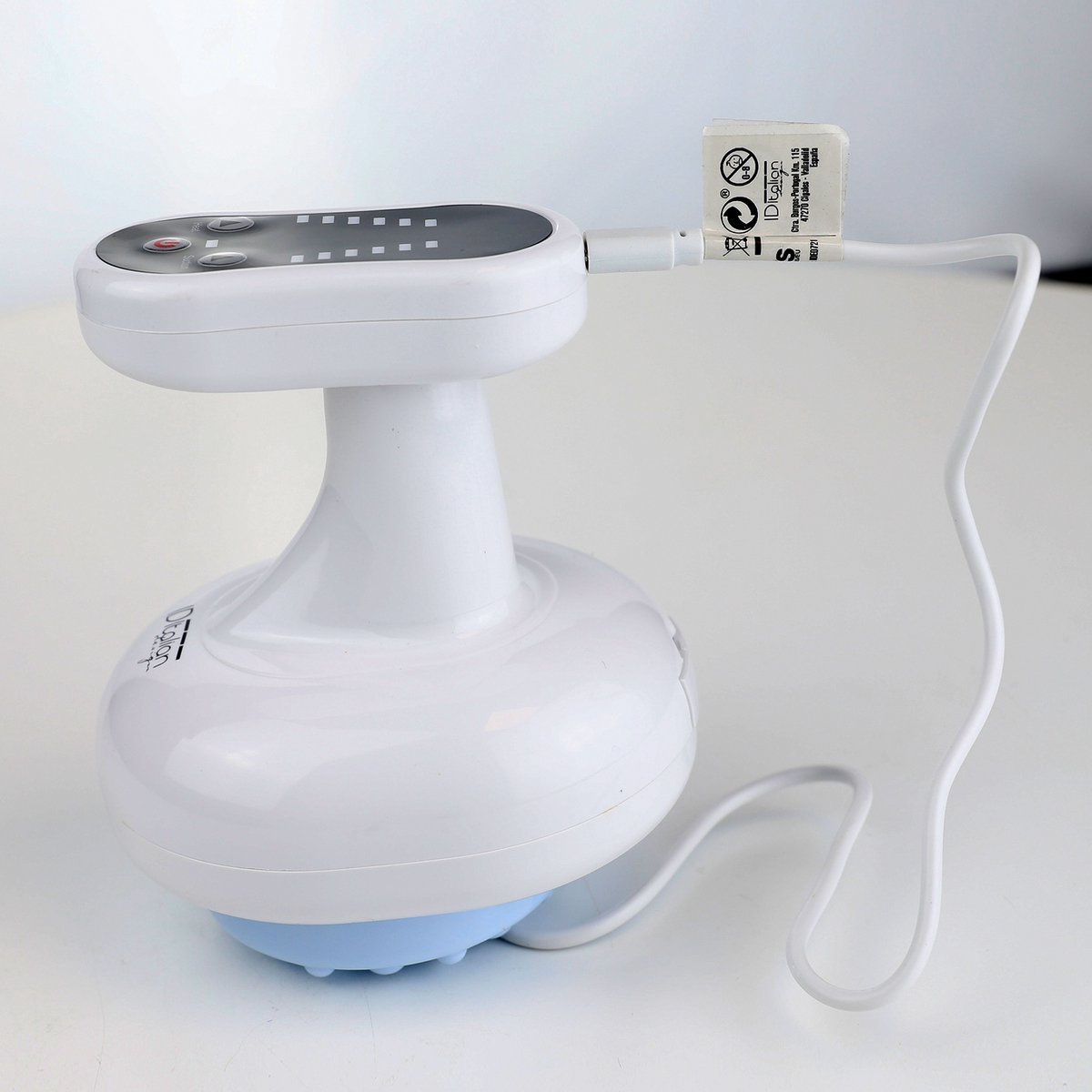 ITALIAN DESIGN ELECTRICAL ITEMS MAGNUS SCULPTOR 3IN1, ANTI-CELLULITIS MASSAGER MET ASPIRATIE, THERMOTHERAPIE EN MAGNETOTHERAPIE