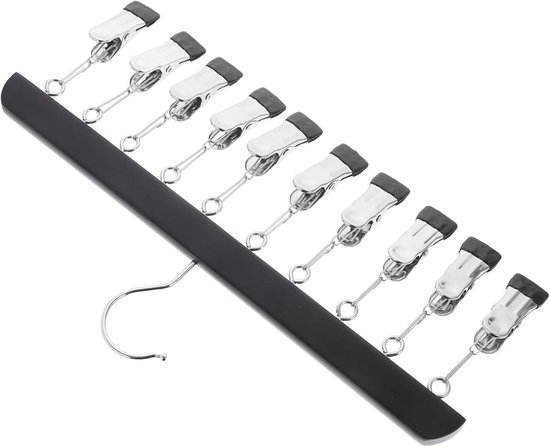 Zwarte kledinghanger met tien metalen clips, elk met een grijze afdekking.