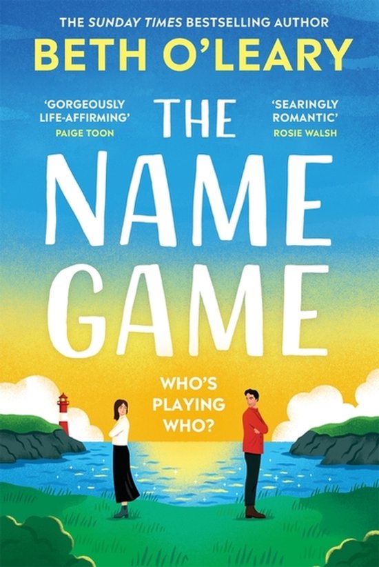 Boek 'The Name Game' van Beth O'Leary met twee figuren aan de kust. 'Who's playing who?'.