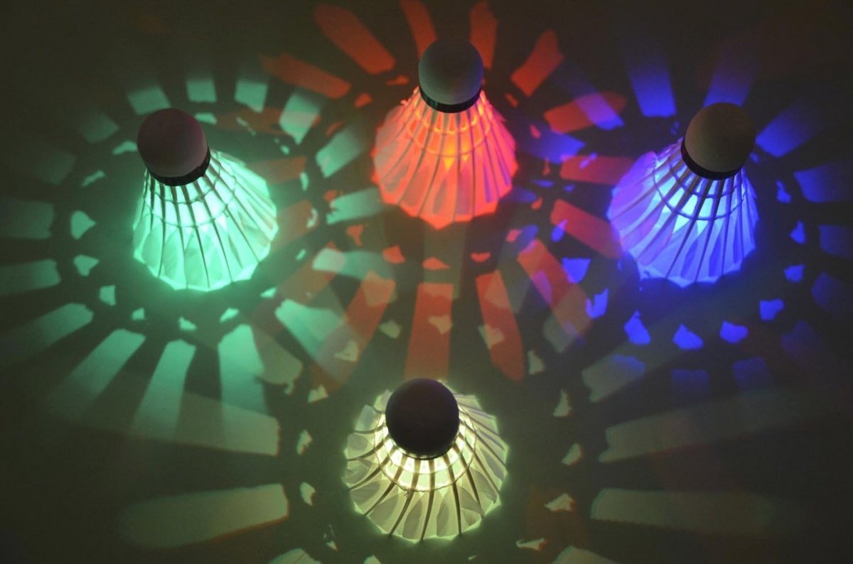 LED Badminton Set - 4 stuks voor binnen en buiten gebruik - Sportverlichting voor entertainment en training