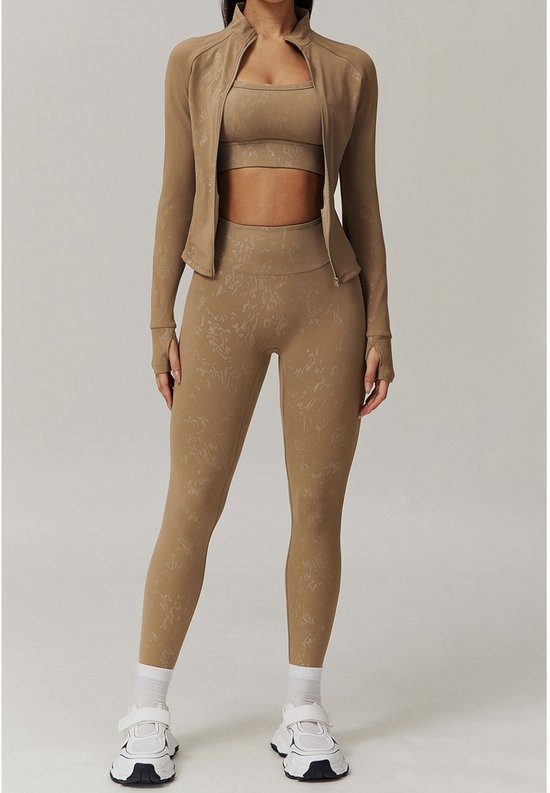 Shimmer Gym Set - Taille M - Camel - Ensemble 3 pièces : Bra top + Jacket + Legging taille haute - Brun - Brown - Ensemble Sportif sans coutures pour femmes
