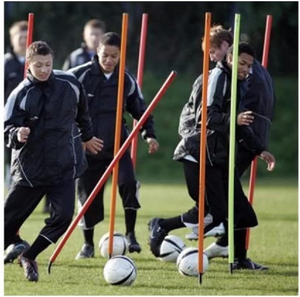 Set van 12 Flexibele Trainingspalen met Grondpennen voor Sport en Spel