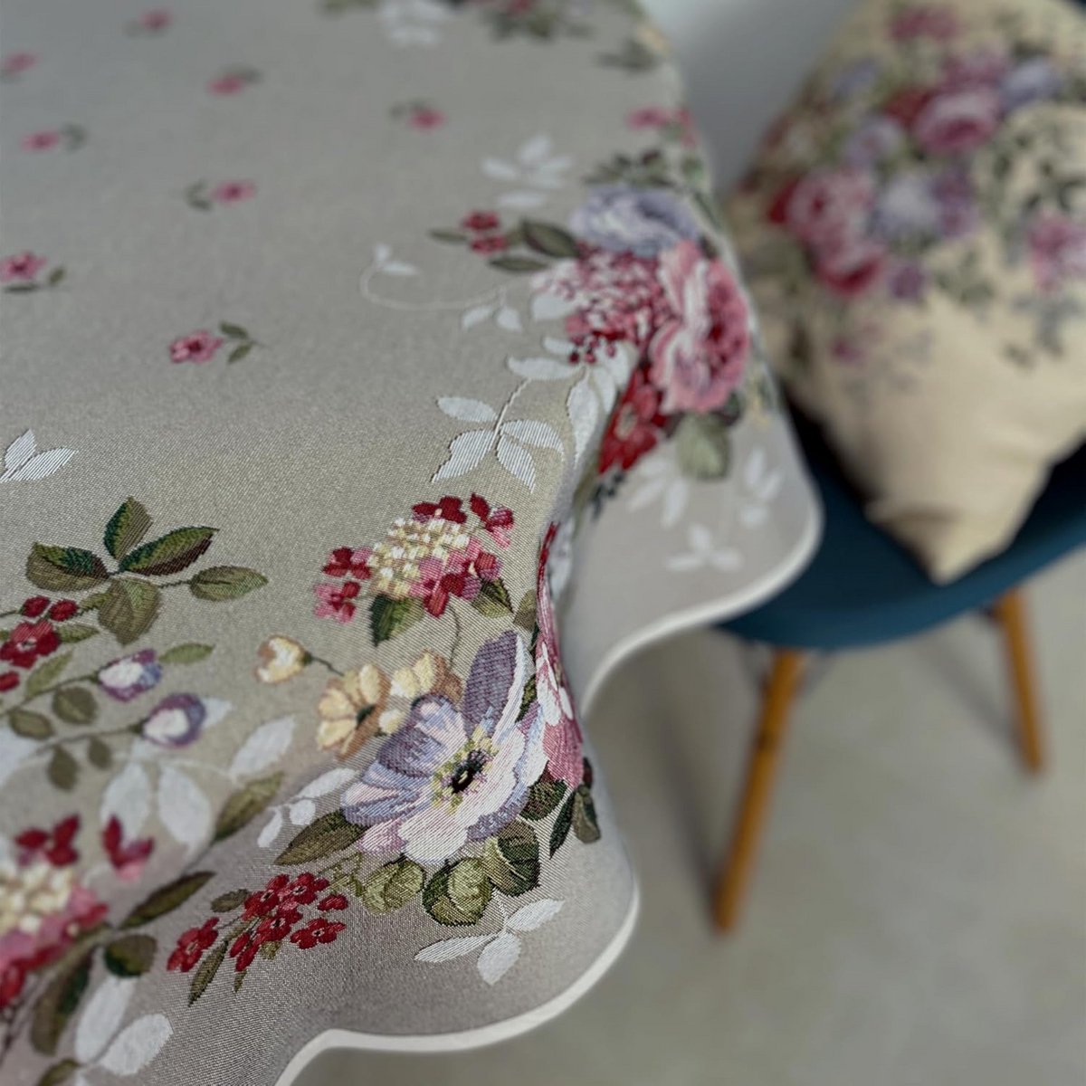 Ronde Gobelin Tafelkleed Jacquard Bloemenpatroon 165 cm Geweven