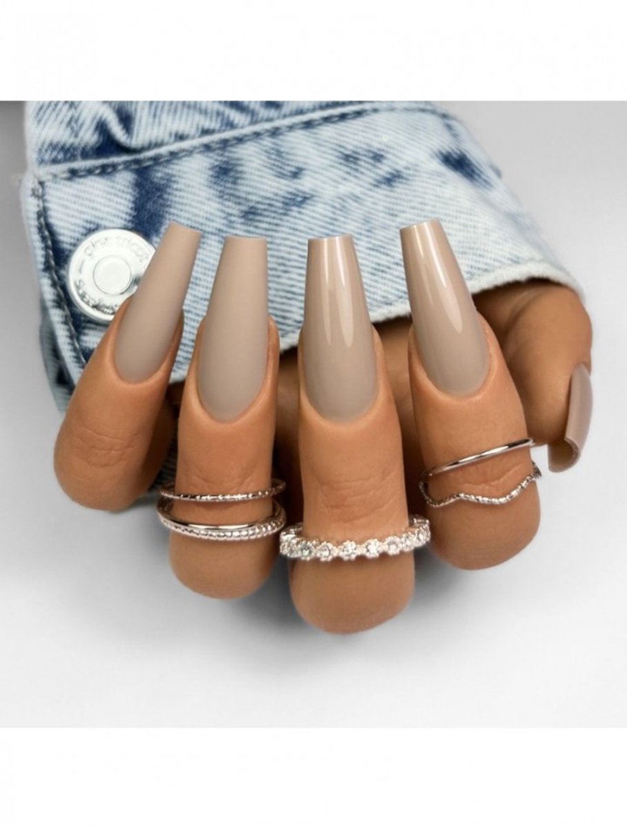 Lilly nails nagellak Oat milk