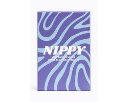 Nippy Drankspel Kaartspel – 50 Hilarische Opdrachten – 10/20/30s Tijdslimieten – 18+ Party Game voor Feestjes & Vrienden