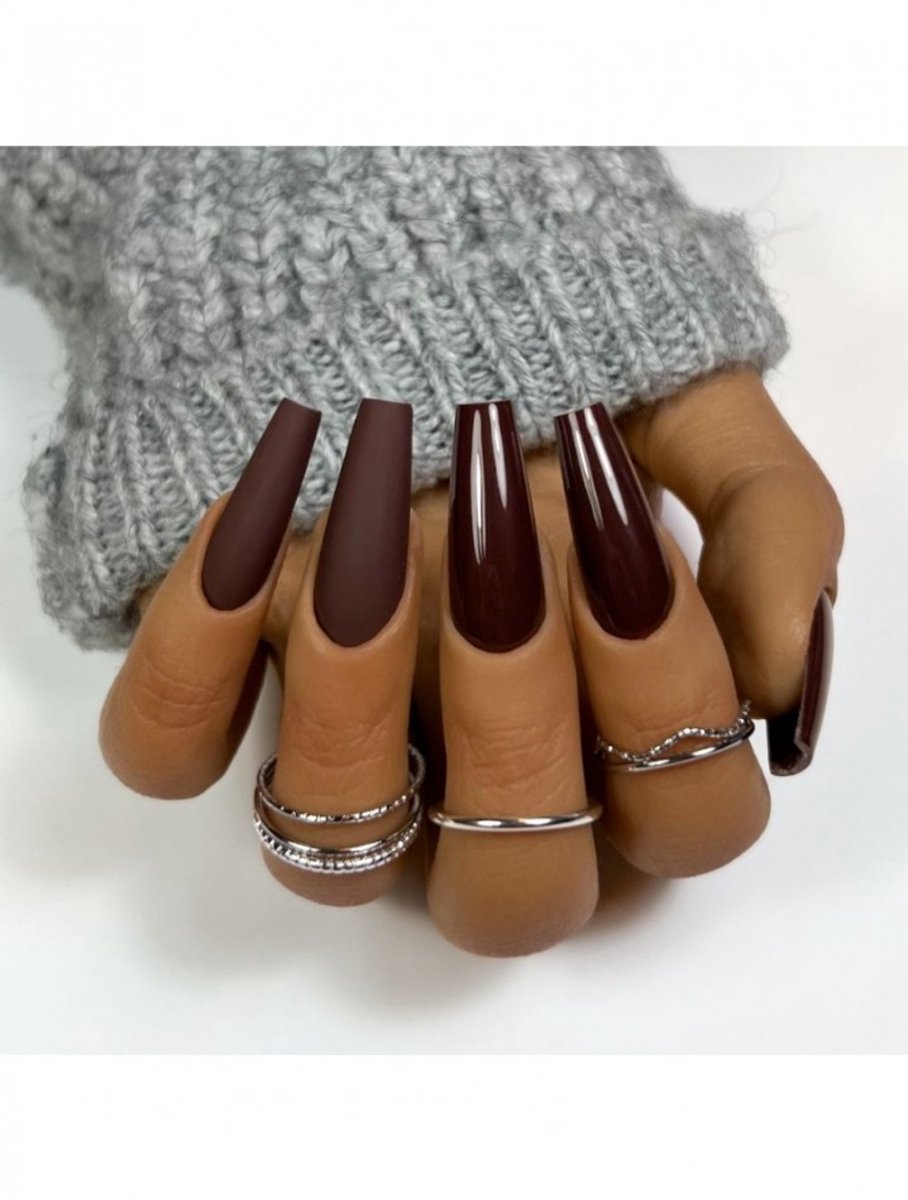 Lilly nails nagellak Brownie