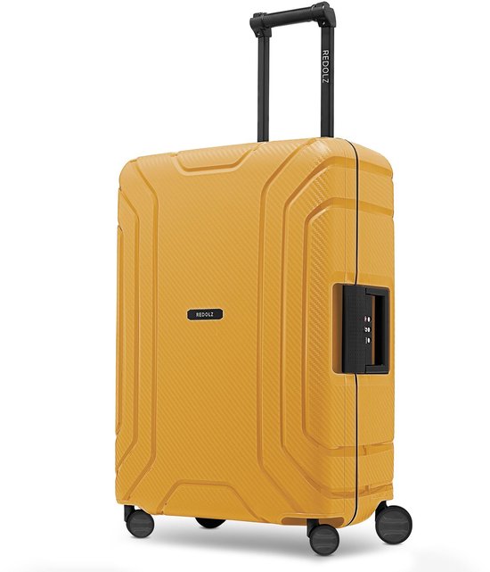 Redolz Essentials 15 4-wiel trolley 65 cm met driepuntsbevestiging - Harde bagage - TSA slot - dark yellow