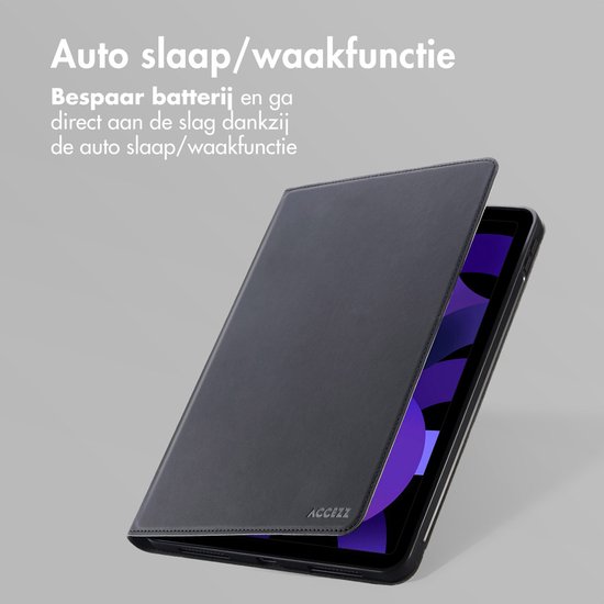 Zwarte tablethoes met automatische slaap/waakfunctie, die geopend kan worden.