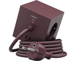 Avolt - Square 1 - Design stekkerdoos met USB-C - kable 1.8m - Bauhaus mulberry red