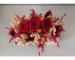 Tafel bloemstuk met echt geconserveerde rozen en droogbloemen/ duurzame decoratieve bloemstuk/ cadeau voor bruiloft, verjaardag/