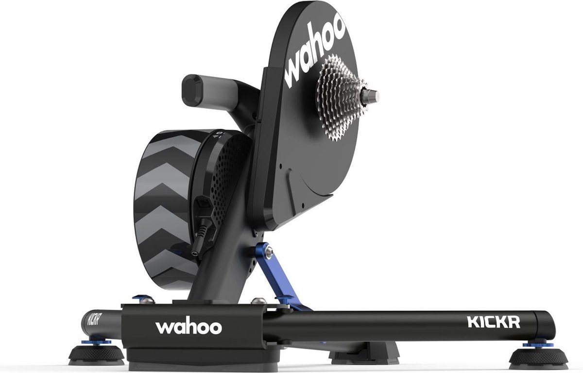 Bol.com Wahoo KICKR Fietstrainer v6 - Direct Drive - Zwart aanbieding