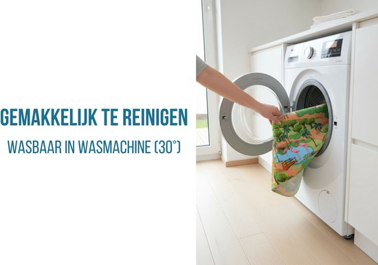 Een hand plaatst een speelmat in een wasmachine. Tekst 'Gemakkelijk te reinigen', 'Wasbaar in wasmachine'.