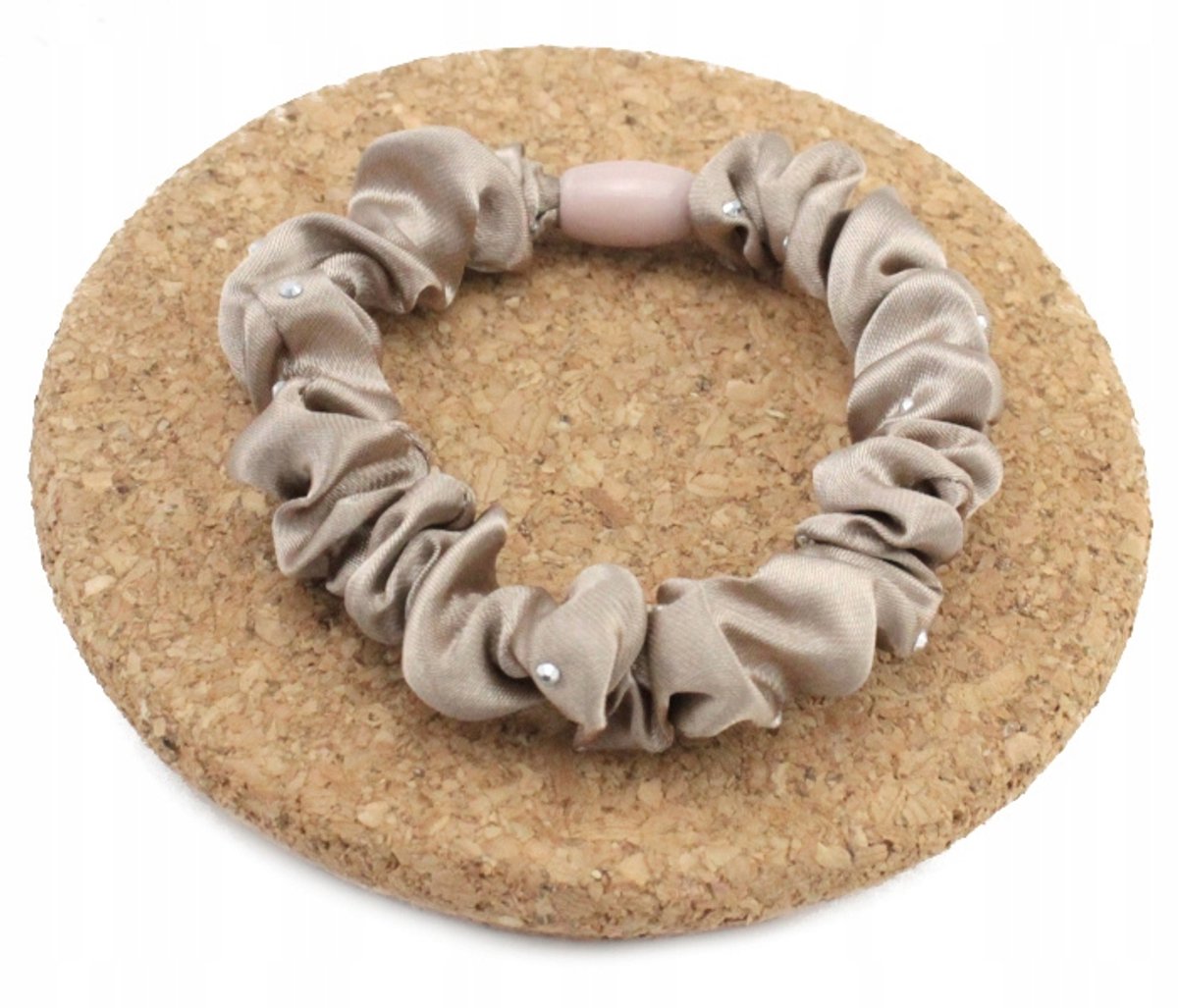 Satijnhaar Scrunchie Beige met Kristal