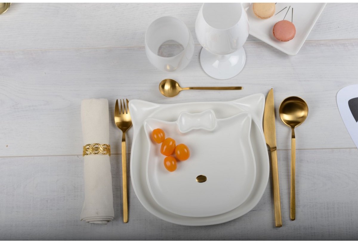 Kattenbordje met Gouden Neus – Porseleinen Schaaltje – Uniek Design – Perfect voor Snacks, Sieraden & Decoratie