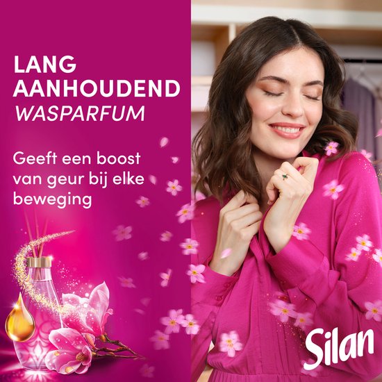 Femme appréciant le parfum de l'adoucissant Silan, avec des fleurs et le texte 'Parfum de linge longue durée'.