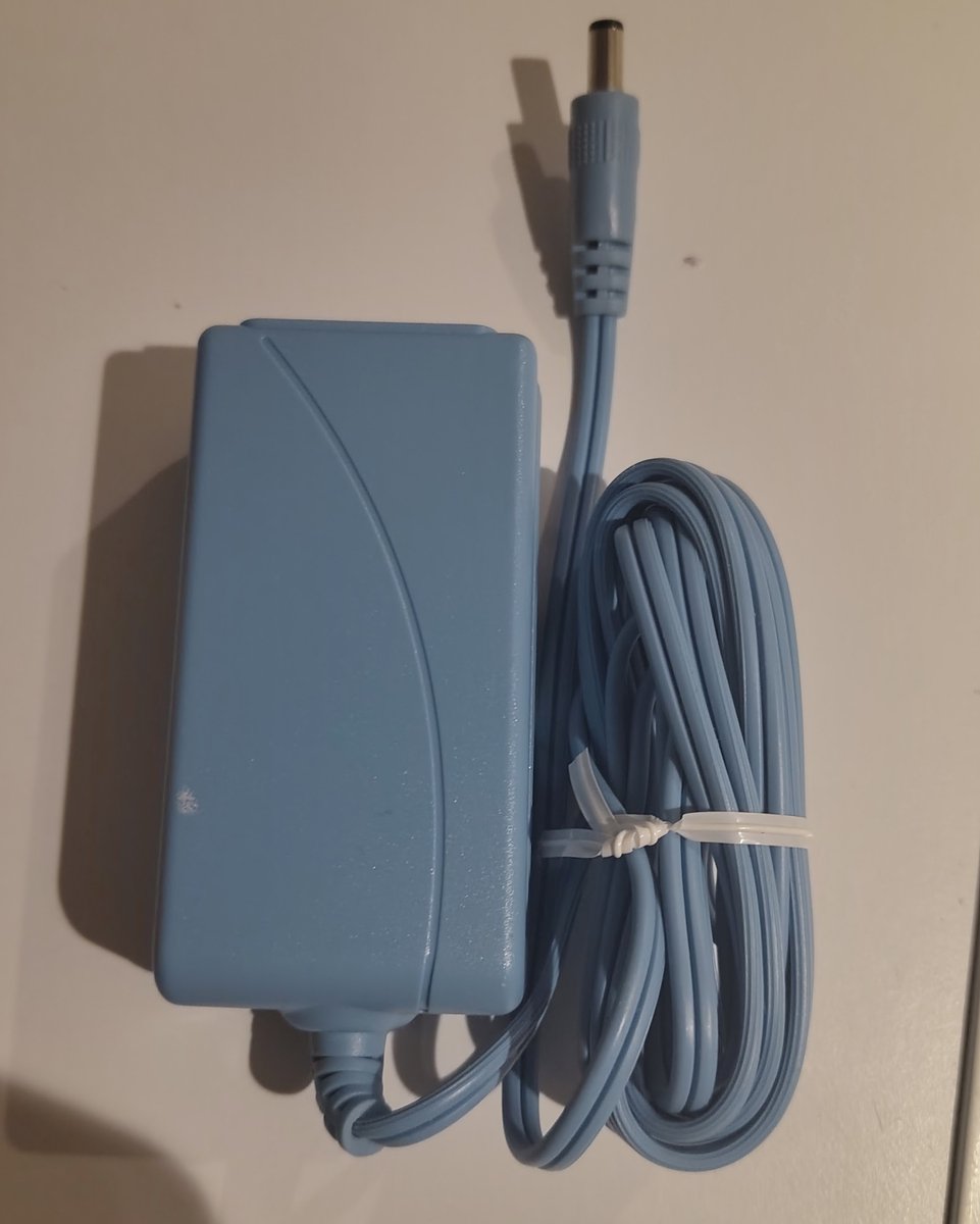 Gefen 5V 2A netvoeding met C13 230V aansluiting