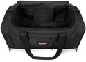 Open zwarte Eastpak Reader S+ reistas met interne vakken.
