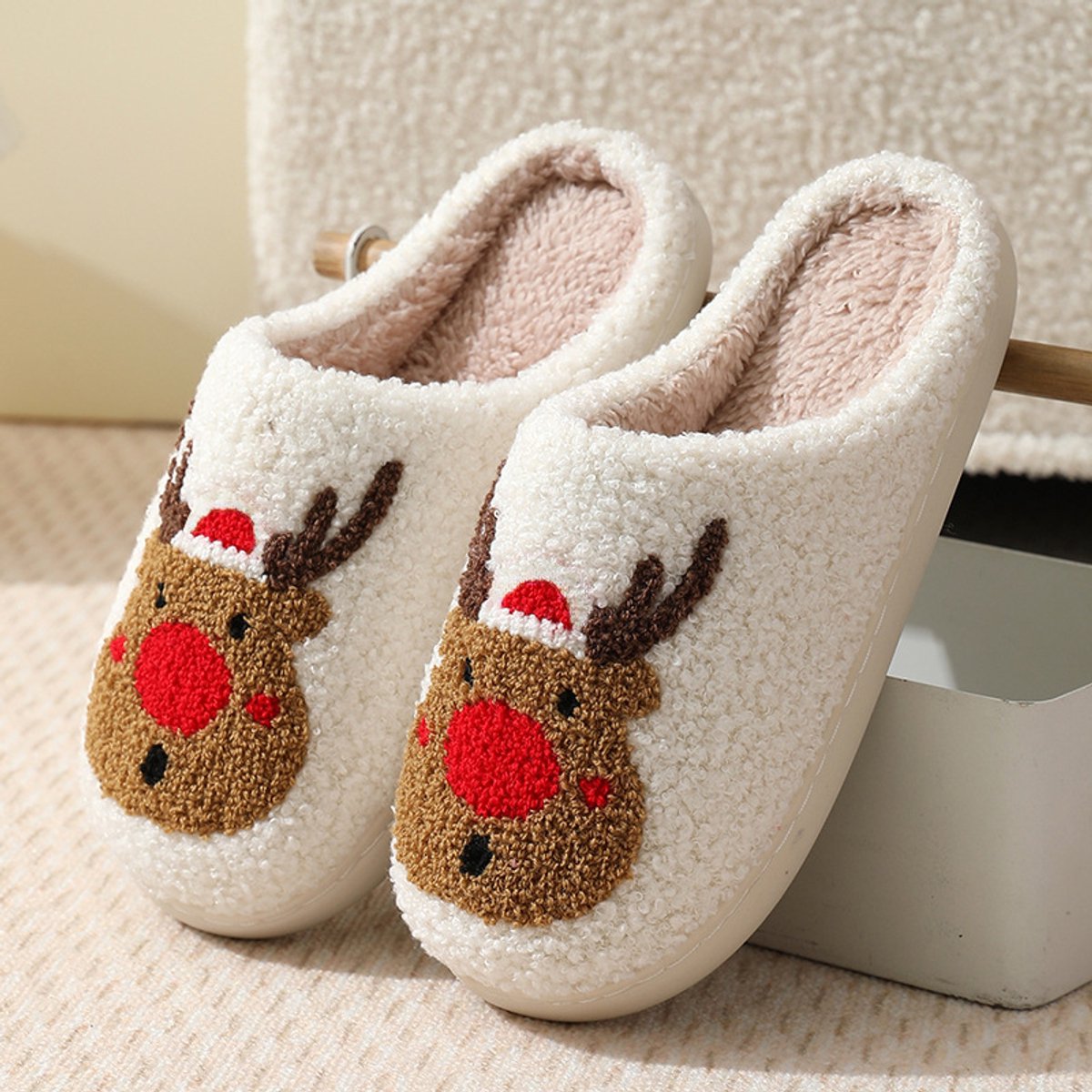 Kerst Pantoffels Rendier - Warme Winter Sloffen met Antislip - Dames & Heren - Maat 35/36 - Crème/Bruin