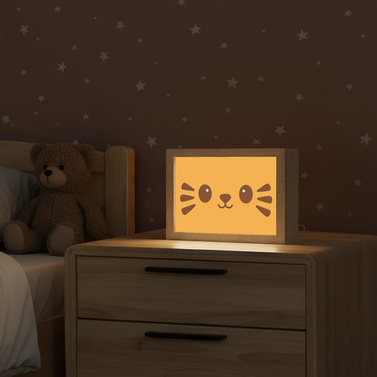 Nachtlampje 20x15 cm - Kinder lampje - Kat - Simplistisch - Oranje - Vrolijk - Tafellamp kinderkamer - Slaapkamer lamp - Bedlamp kinderen - Kinderlampje stopcontact - Wandlamp babykamer - Nachtlampjes van Merkloos — afbeelding 2